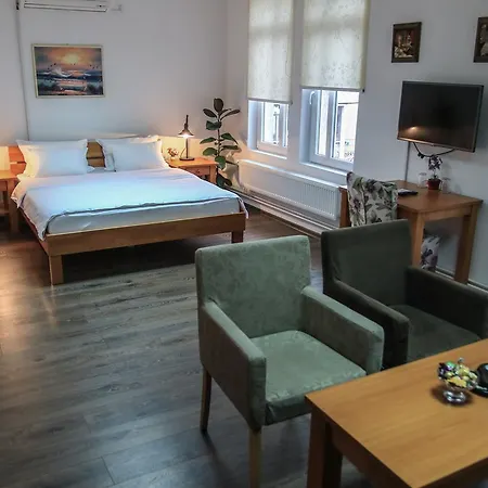 B&B Pansion Centar 2*